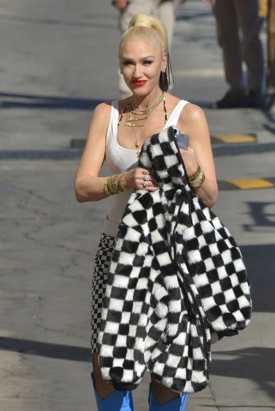 GWEN STEFANI Arrives at Jimmy Kimmel Live! 03/24/2022