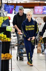 GWEN STEFANI Out for Grocery Shopping in Los Angeles 03/09/2022