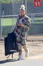 GWEN STEFANI Watching Zuma