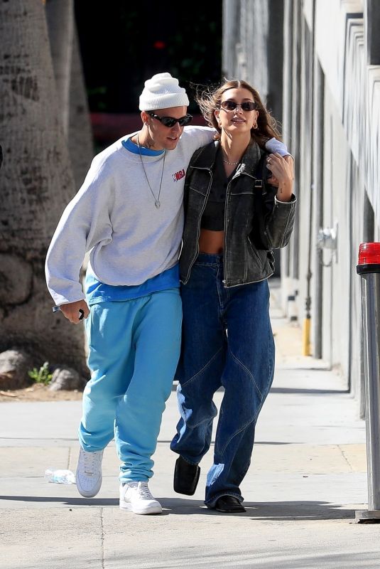HAILEY and Justin BIEBER Heading to Soho House in Los Angeles 03/20/2022