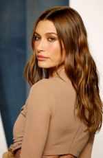 HAILEY BIEBER at 2022 Vanity Fair Oscar Party in Beverly Hills 03/27/2022
