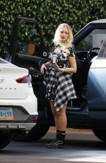 HOLLY MADISON Out Shopping in Los Angeles 03/01/2022