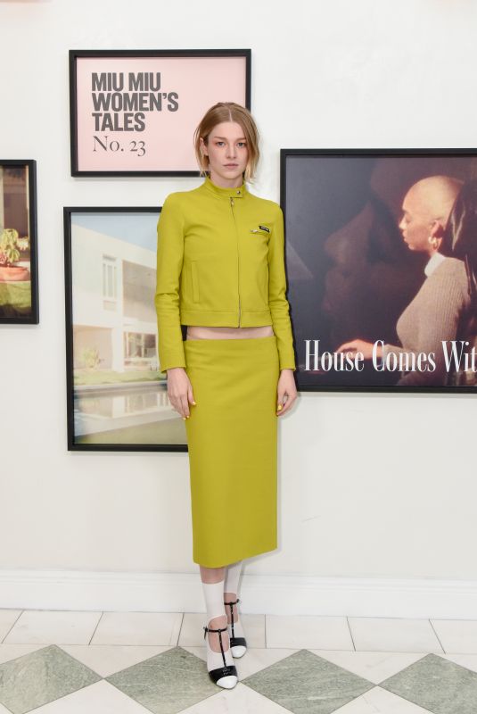 HUNTER SCHAFER at Miu Miu Women