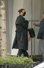 IRINA SHAYK Arrives at Her Home in New York 03/12/2022