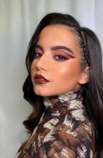 ISABELA MERCED - Instagram photos 03/15/2022