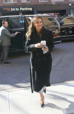 JENNIFER GARNER Arrives at Her Hotel in New York 02/28/2022