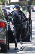 JENNIFER GARNER Out in Santa Monica 03/12/2022
