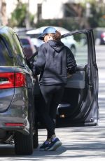 JENNIFER GARNER Out in Santa Monica 03/12/2022