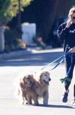 JENNIFER GARNER Out wuth Her Dogs in Santa Monica 03/12/2022