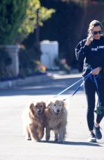 JENNIFER GARNER Out wuth Her Dogs in Santa Monica 03/12/2022