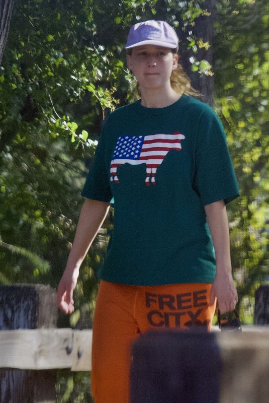 JENNIFER LAWRENCE Out Hiking in Los Angeles 03/02/2022