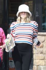 JESSICA HART Out for Grocery in Pasadena 03/19/2022