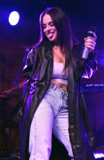 JOANNA JOJO LEVESQUE Performs at Scoot Inn in Austin 03/10/2022