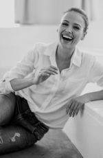 JOCELYN HUDON - Black and White Photoshoot 03/09/2022