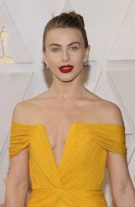 JULIANNE HOUGH at 94th Annual Academy Awards at Dolby Theatre in Los Angeles 03/27/2022