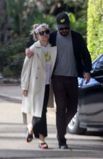 KATE HUDSON and Danny Fujikawa Out for Morning Walk in Los Angeles 03/18/2022