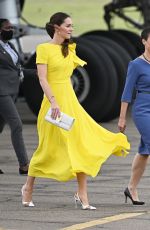 KATE MIDDLETON Arrives in Jamaica 03/22/2022