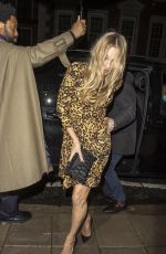 KATE MOSS Leaves 22 Grosvenor Square in London 03/11/2022