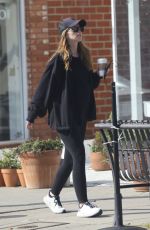 KATHERINE SCHWARZENEGGER Out for Morning Coffee in Los Angeles 03/06/2022