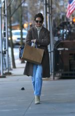KATIE HOLMES Out in New York 03/29/2022