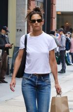 KATIE HOLMES Out Shopping in New York 03/19/2022