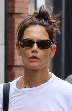 KATIE HOLMES Out Shopping in New York 03/19/2022
