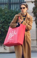 KATIE HOLMES Shopping at Blick Art Materials in New York 02/28/2022