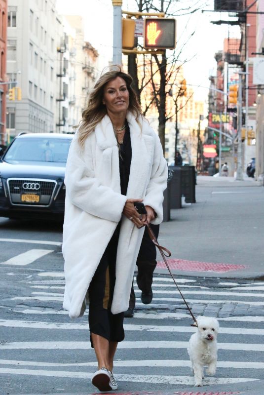 KELLY BENSIMON Out in New York 03/21/2022