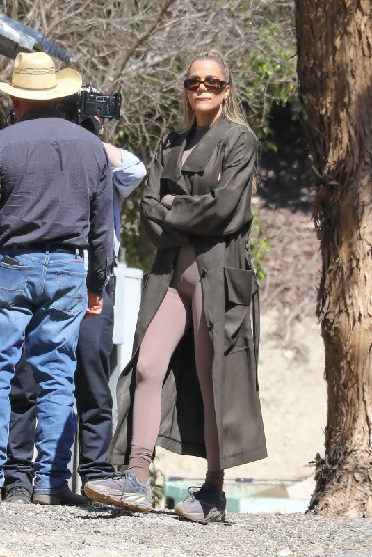 KHLOE KARDASHIAN and KRIS JENNER Film at an Animal Sanctuary in Ventura County 03/10/2022
