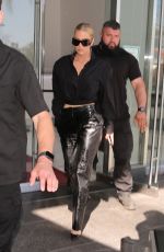 KIM and KHLOE KARDASHIAN at Lavo Ristorante in West Hollywood 03/16/2022