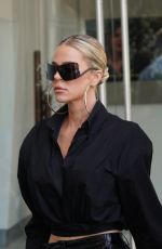 KIM and KHLOE KARDASHIAN at Lavo Ristorante in West Hollywood 03/16/2022