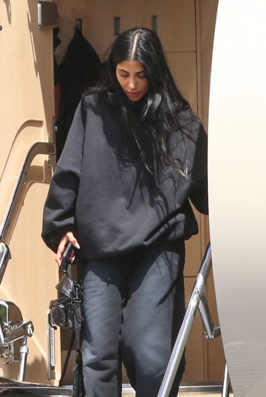 KIM and KHLOE KARDASHIAN Touch Down at Van Nuys Airport 03/20/2022