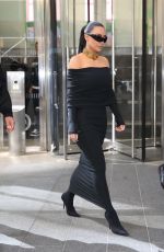 KIM KARDASHIAN Leaves Vogue Offices in New York 03/22/2022