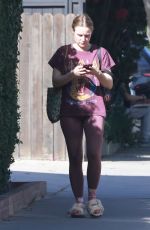 KRISTEN BELL Heading for Morning Exercise in Los Feliz 03/22/2022