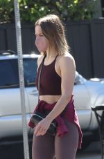 KRISTEN BELL Heading to Workout in Los Feliz 03/11/2022