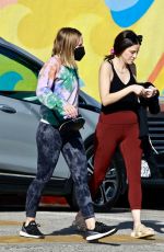 KRISTEN BELL Heading to Yoga Class in Los Angeles 03/10/2022
