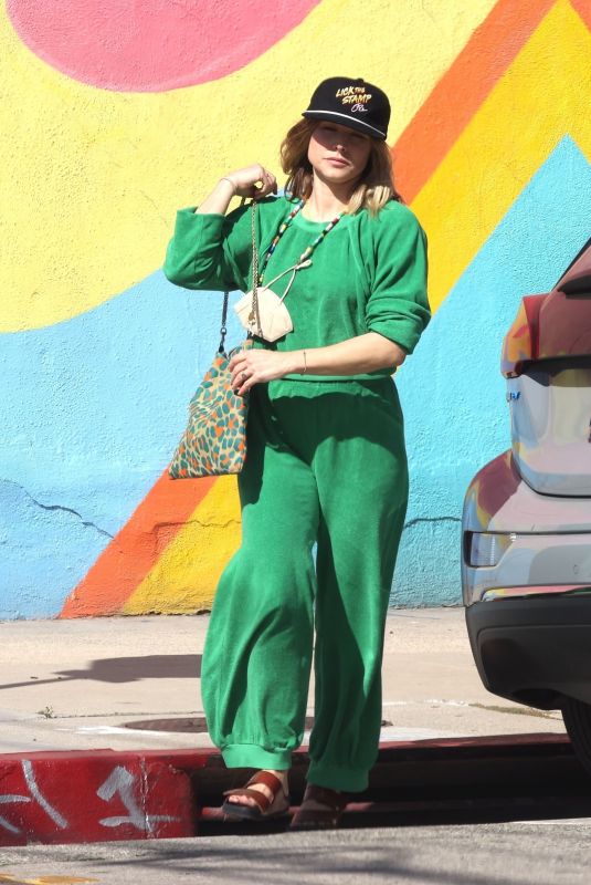 KRISTEN BELL in Green Sweatsuit Out in Los Angeles 03/18/2022