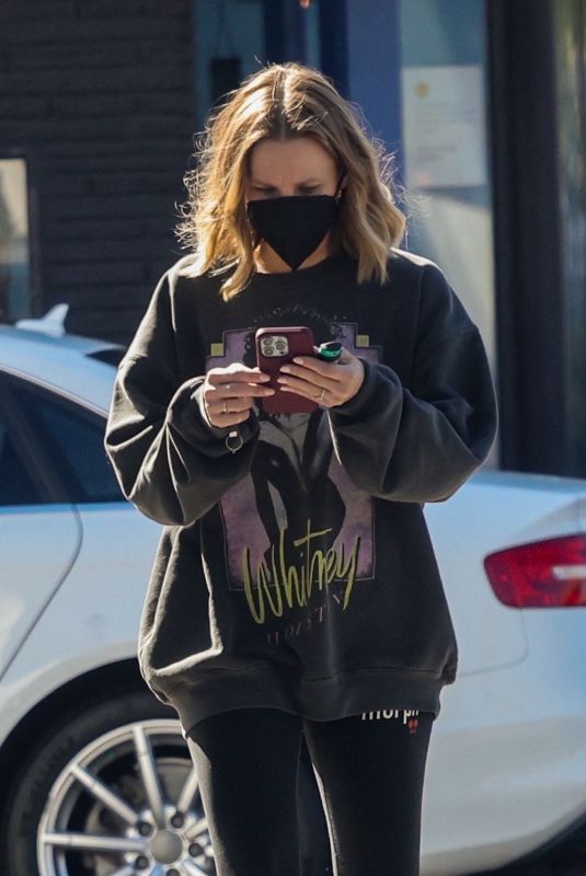 KRISTEN BELL Out in Los Feliz 03/01/2022