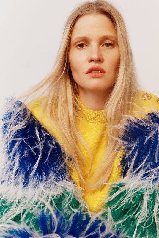 LARA STONE for Vogue Magazine, Poland March 2022
