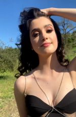 LAURA AMRANO - Instagram Photos and Video 03/30/2022