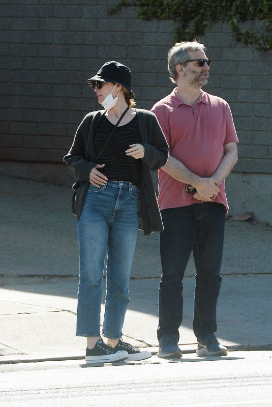 LESLIE MANN and Judd Apatow Out in Los Angeles 03/09/2022