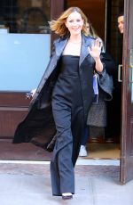 LESLIE MANN Leaves Her Hotel in New York 03/21/2022
