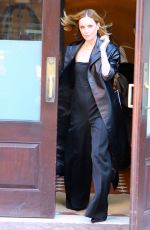 LESLIE MANN Leaves Her Hotel in New York 03/21/2022