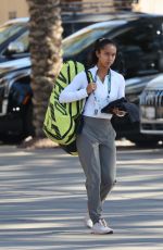 LEYLAH FERNANDEZ Workout with Her Dad and Coach in Palm Springs 03/09/2022