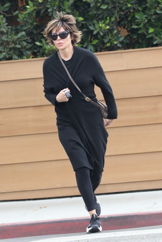 LISA RINNA Leaves a Workout in West Hollywood 03/04/2022