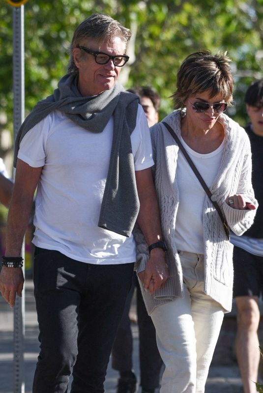 LISA RINNA Out at Malibu Cross Creek Mall 03/12/2022
