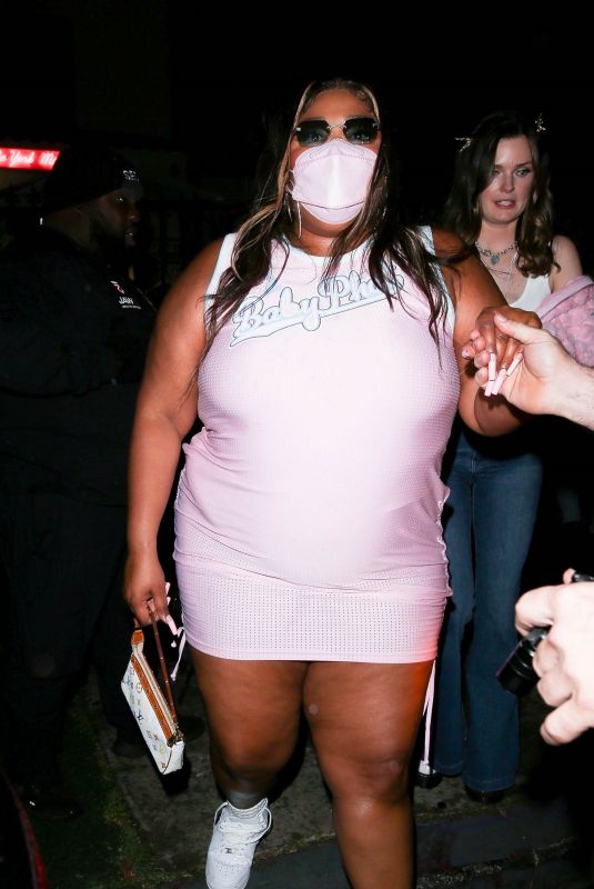 LIZZO Arrives at Benny Blanco’s 34th Birthday Party in West Hollywood 03/20/2022