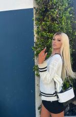 LOREN GRAY - Instagram Photos 03/30/2022