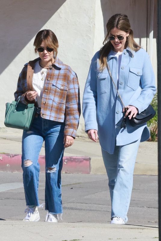 LUCU HALE and a Friend Out for Brunch in Studio City 03/06/2022
