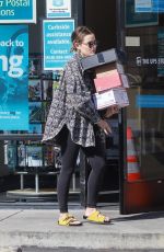 LUCY HALE Leaves UPS Store in Stdio City 03/20/2022